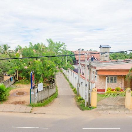 Zendara Hotel Negombo Exterior photo